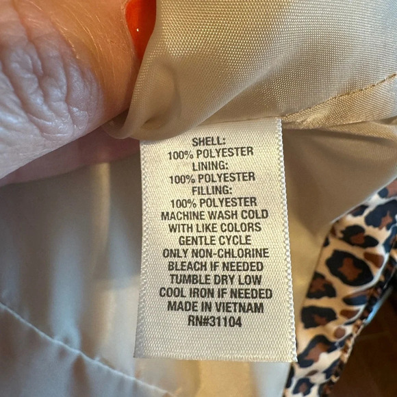 Crown and Ivy Puffer Animal Print Vest Sleeveless Sz L - Picture 6 of 10